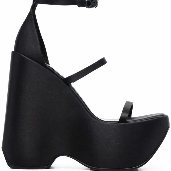 Versace Triplatform strappy 160mm sandals - Picture 2 of 13